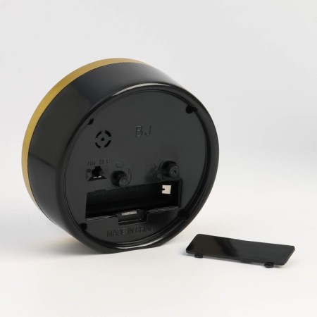 Clock - desktop an alarm clock, discrete move, 9.5 x 9.5 cm, aa-3