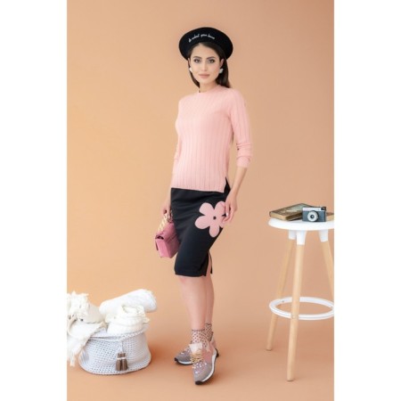 Female skirt, size 44, black/pink color