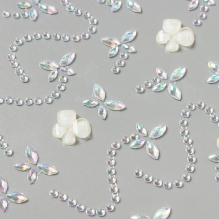 Stick plastic rhinestones on the hair "White butterflies" 21x15.5 cm-2