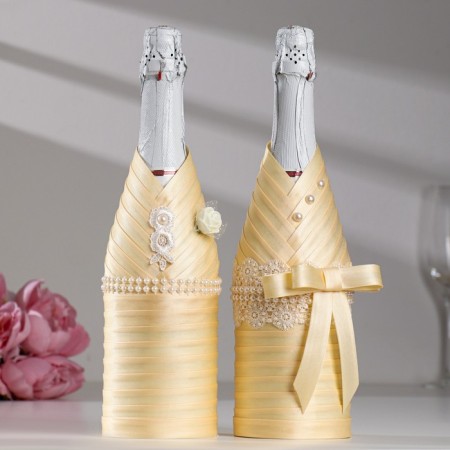 Jewelry for champagne "Mirel", Ivory