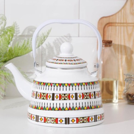 Enamel kettle "Scandinavia", 2.5 l, induction, white color, ornament