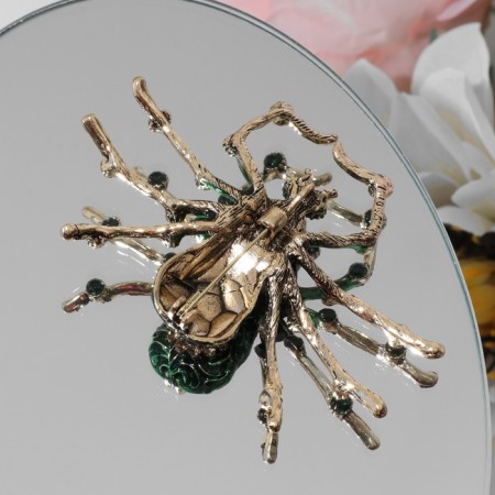 Brooch "Spider", color brown-green in black pink gold-1