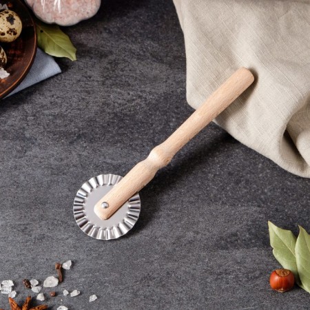 Pizza knife, 18 cm, wooden handle-4