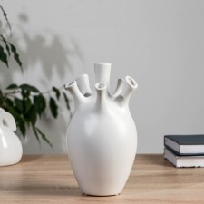 VAZA Ceramics Table 