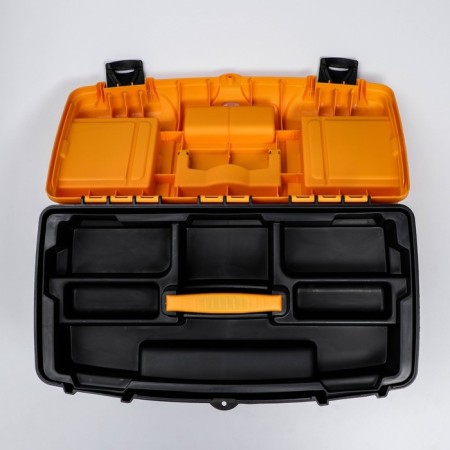 A box for tools, with two consoles and boxes "Uranus" 21 ’-3