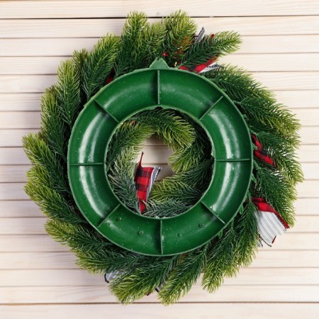 New Year's Wreath D-36 cm "Cozy Fairy Tale" Fat Baths Scarlet Balls-2