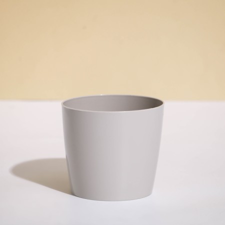 Flower pot, d = 10 cm, 0.5 l, plastic, beige