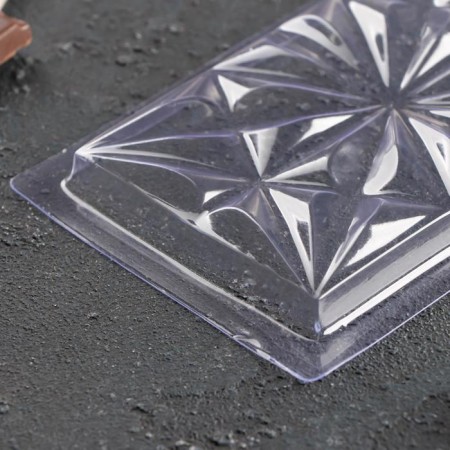 Form for chocolate and sweets "Flowers", 18 × 8 cm, transparent color-1