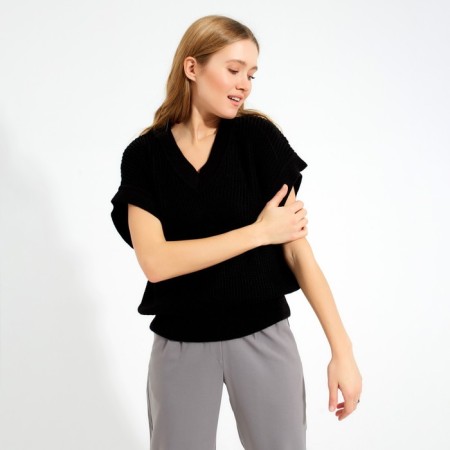Women's vest Minaku Black Color, Rr. 44