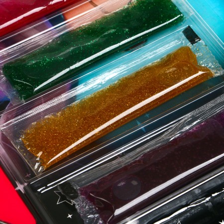 Makeup for the face and body, 4 shine in the dark, 3 gels with sparkles, 1 red + applicator + sponge-3
