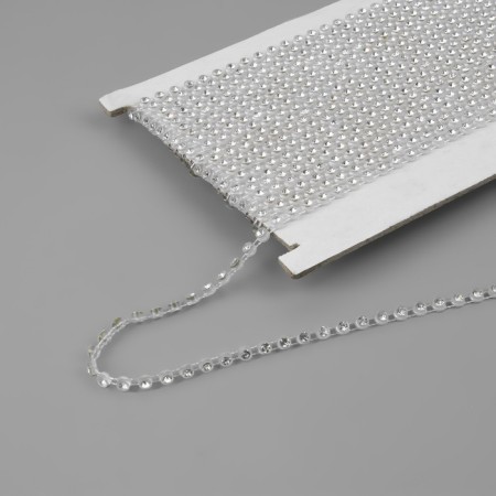 Rhinestones on threads, 4 mm, 9 ± 1 m, transparent color