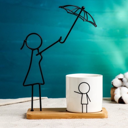 Pot "Family" on a wooden stand, 27x20x10cm-1