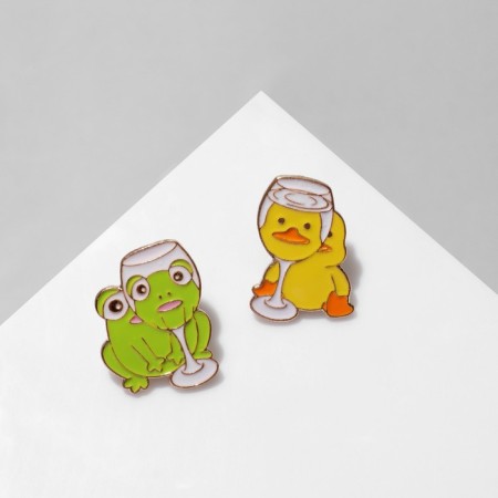 Set of icons (2 pcs.) "Beasts" with a glass, color