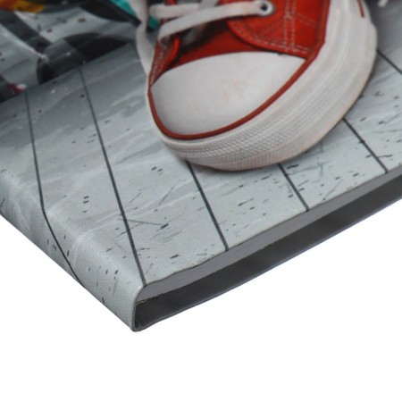 College-wrapper in the integrated cover, A5, 64 sheets, red sneakers, block in a cage, glossy lamination-2