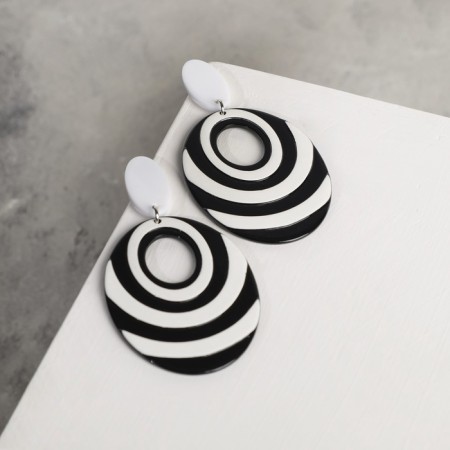 Earrings Plastic "Vivien" spiral-sinter, black and white color-3