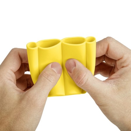 A glass for drawing 160 ml "Multi-Pulti", silicone, curly, yellow-3