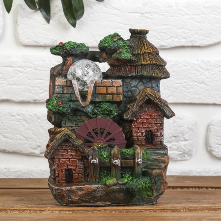 Fountain "House with a straw roof" 13x17 cm (with backlight)