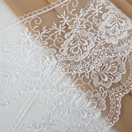 Lace on a grid, 105 mm × 11 ± 1 m, white color-1