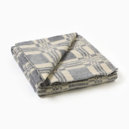 Half -haired blanket 100x140cm, prism, wool 70%, polyester30%, 400g/m