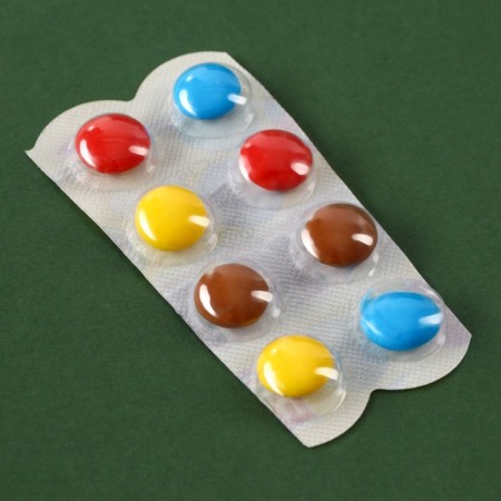 Chocolate “only forward” in blister, 4.4 g.-1