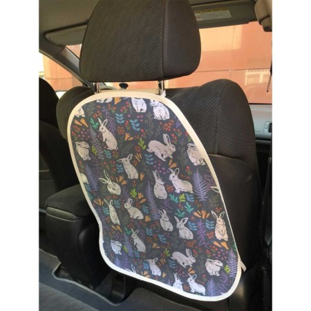 Protective cape on the back of the car's seat "Rabbits"