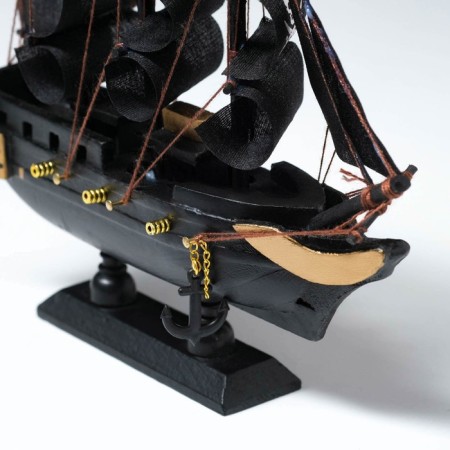 Ship Sixput Gangut, black sails, 16x4x15.5cm-2