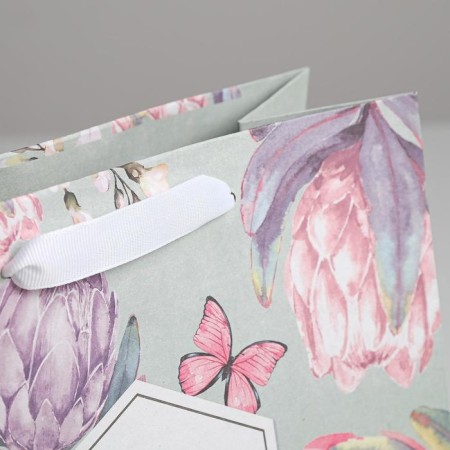 Square gift package package, packaging, “With Love”, 22 x 22 x 11 cm-2