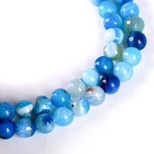 Beads made of natural stone 