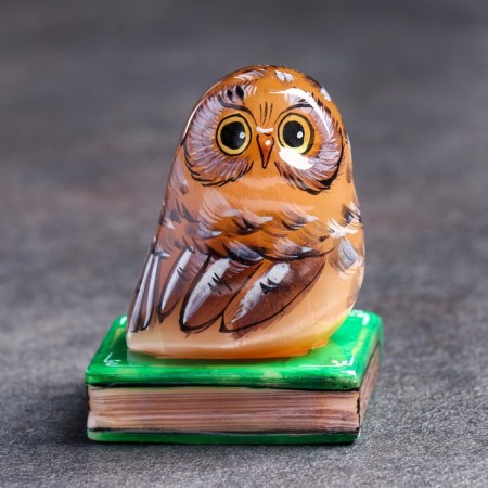 Souvenir "Owl on the book", Selenite