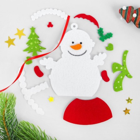 Set for creativity - Create a Christmas tree decoration from a felt "Snowman with a Christmas tree"-1