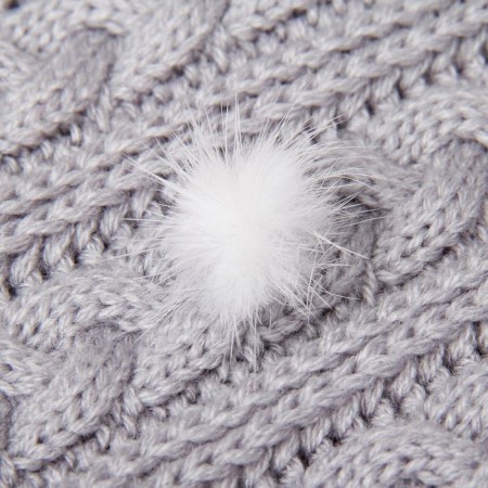 Pompon made of natural mink fur, size 1 pc: 2.5 cm, white color