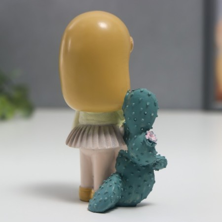 Polystone souvenir "Baby with bubble and cacti" MIX 10x4x6 cm-7