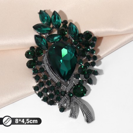Brooch "Empress" branch, emerald color in gray metal