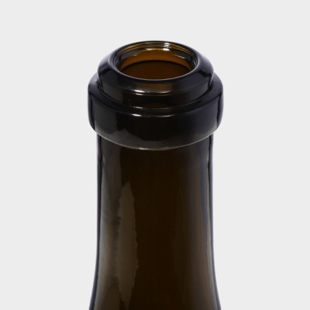 Glass bottle "Shampan", 0.75 liters, golden color - olive-1