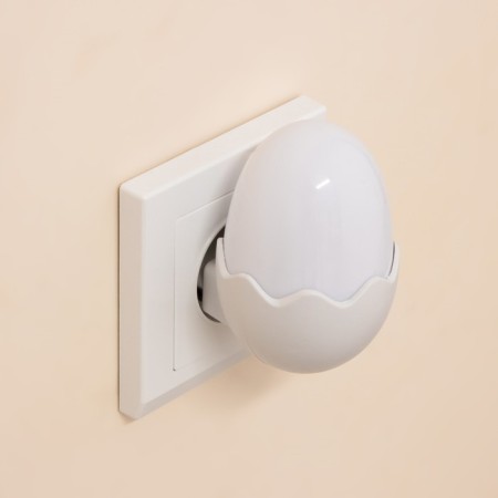 Nightmare "Mila" led white 6x9x8.5 cm-3