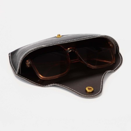 Case for glasses on the button, the color is gray-3