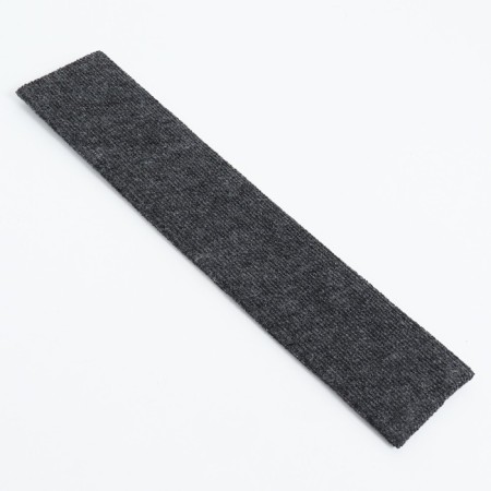 Clawing "Pigzon", carpet, 45 x 10 cm, gray-2