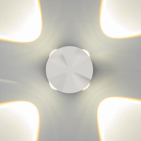 Lamp "Snack" 4xLLED 4W 4000K IP66 white 9.3x4.5x9.3 cm