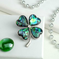 Galiotis brooch-column clover, green color in silver