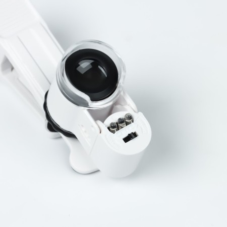 Lupa with 10x lens for macro -shooting on a clothespin for a phone, with backlight-3