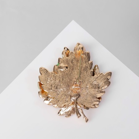 Brooch "Liszt" Double Maple, Colored in Gold-1