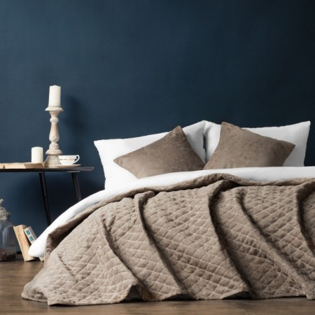 Cover with pillowcases "Tina", size 160x230 cm, dark beige color-1
