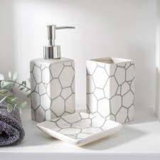 A set of accessories for the bathroom 