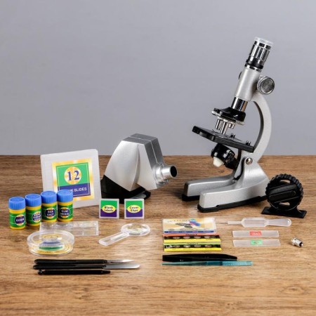 Microscope with a projector, a multiplicity of an increase in 50-1200x, with backlight,