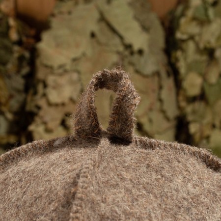 A cap from the sheepskin -sheepskin -a -wings mourning cap.-4