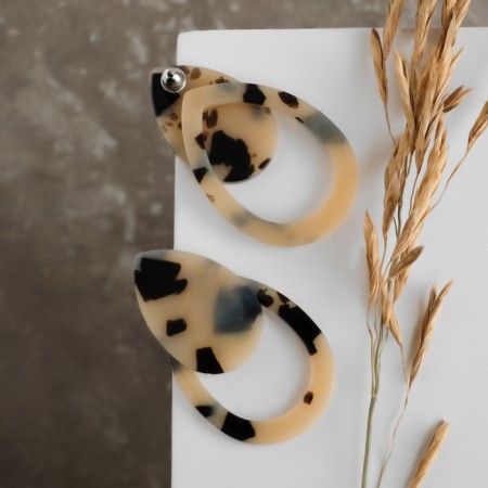 Earrings Plastic "Tanzania" duet drops, leopard, color light brown-2