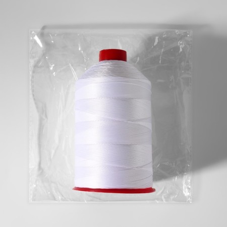 Threads 130l, 2500 m, white color No. 001-3