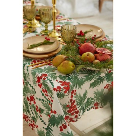 The tablecloth of the New Year's share "SHRISTMAS BERIES" 145*220 +/- 2 cm, 100% p/e-7