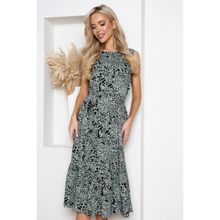 Women's dress, size 44-4