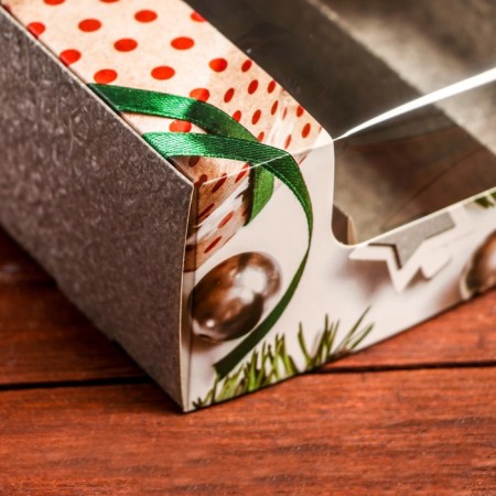 The box is folding, under 5 eclairs "New Year's gifts", 25.2 x 15 x 6.6 cm-3